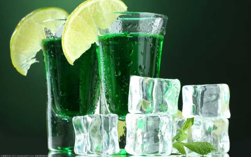 聚餐歌曲如何写文案呢
